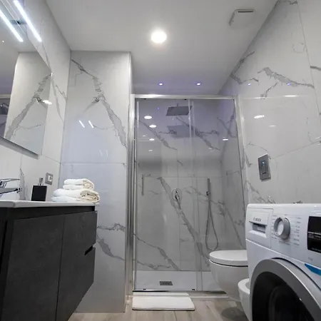 Raimo House Lungomare بيت للعطل *