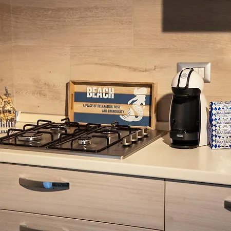 Raimo House Lungomare * كاستيلاّماري دي ستا