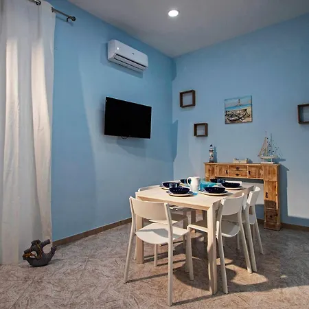 Raimo House Lungomare كاستيلاّماري دي ستا