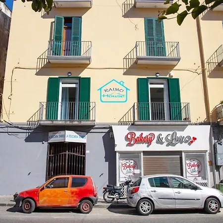 بيت للعطل Raimo House Lungomare كاستيلاّماري دي ستا