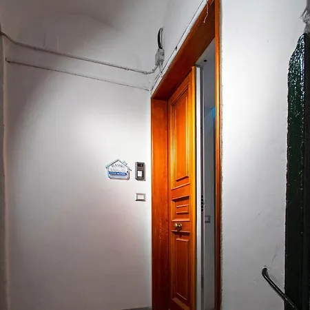 Raimo House Lungomare بيت للعطل